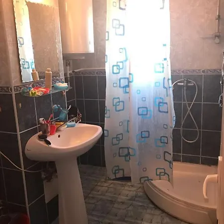 Apartament コスティネシュティ